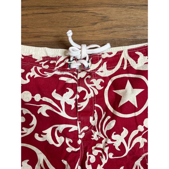 Converse One Star Circa 74 Red‎ Floral Star Logo Swim Trunks Shorts - Picture 2 of 12